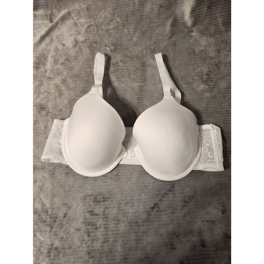 Curve Muse size 40B White Lace Front Close Underwire Bra